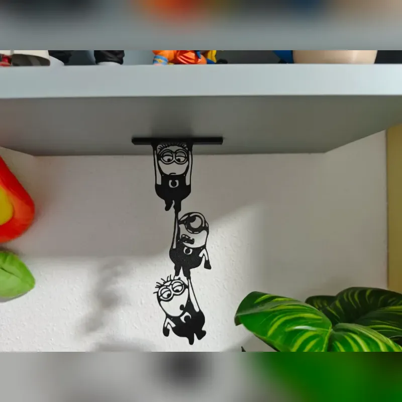 آویز دکوری مینیون ها برای در و دیوار سایز بزرگ، نمای ۱